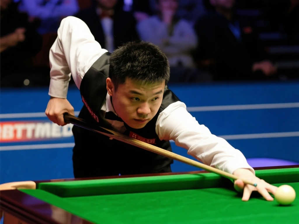 国足球在走 国足球在走